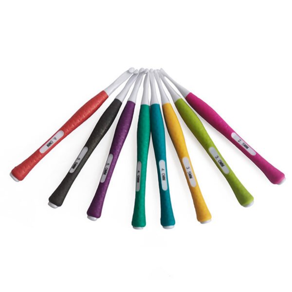 Soft Handle Plastic Crochet Hook Light 8 Crochet Hook Set - Image 3